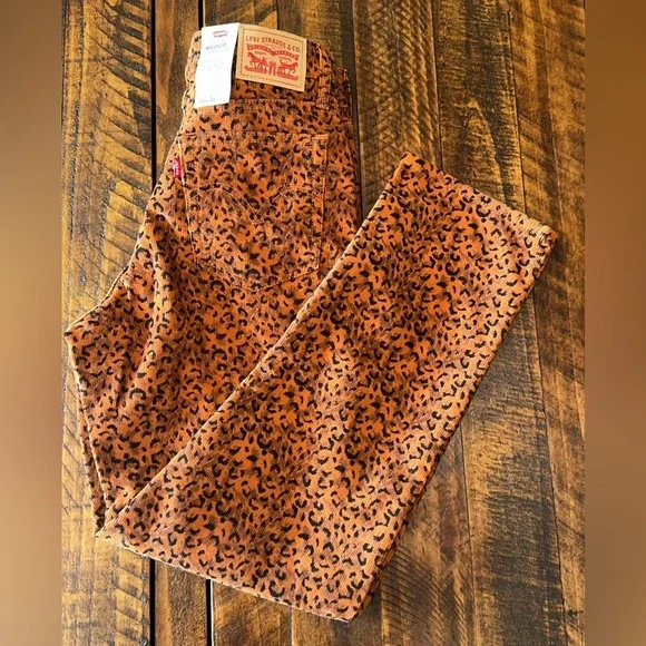 NEW Levi's Corduroy Wedgie Straight Animal Print Pant 28x28 - Picture 5 of 16